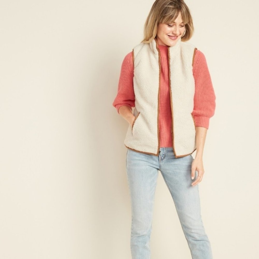 Old Navy Sherpa Vest NWT
